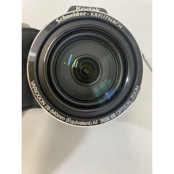 Kodak Easyshare MAX z990 12 MP Digital Camera w/Batteries 16BG Memory Case Cord - Picture 6 of 14